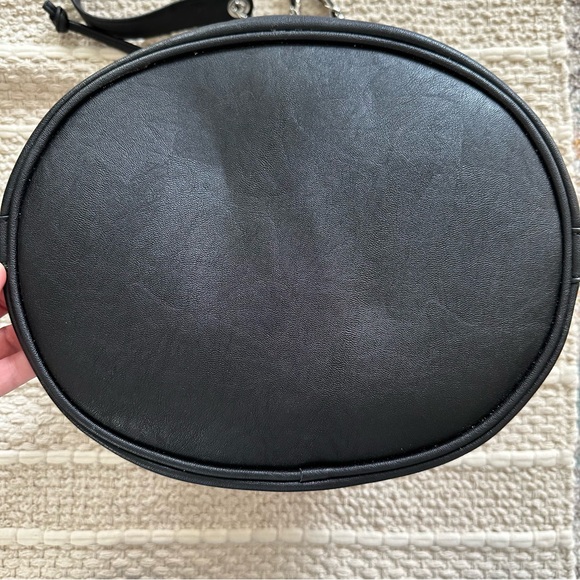 Cinched Bucket Bag - Picture 3 of 6